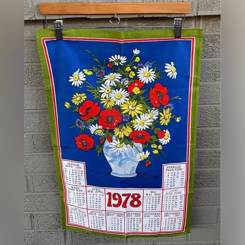 Vintage 1978 Floral Calendar Tapestry in English and French